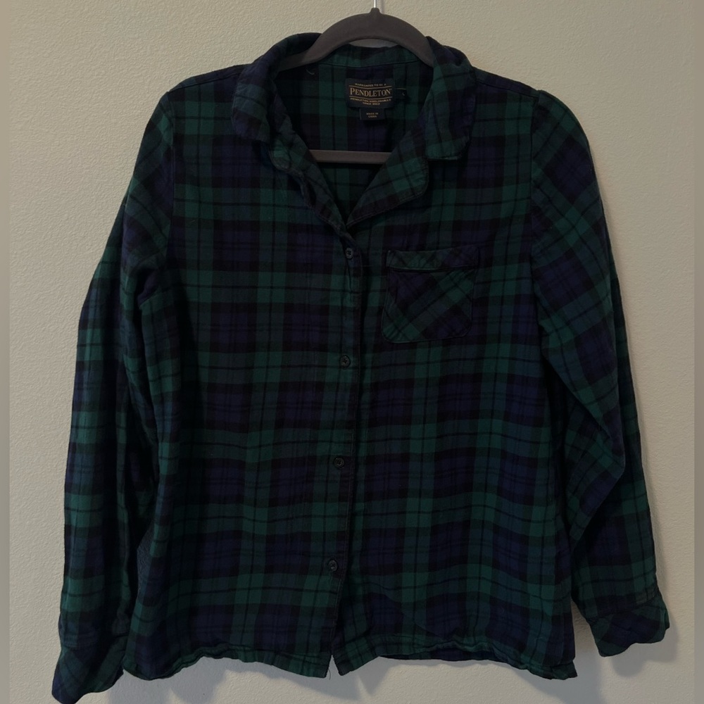 Pendleton Plaid Lightweight Flannel, Button-Down,… - image 2